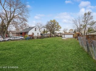 7125 W 74th St, Chicago, IL 60638