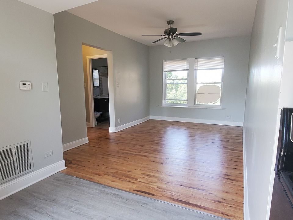 2nd image of 4835 N Kimball Ave APT H3