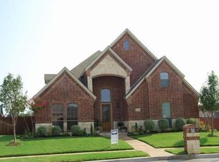 8416 Park Brook Ct, North Richland Hills, TX 76182