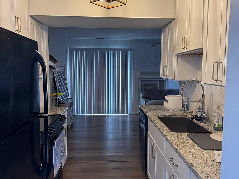 2305 Breakers Ct — Photo 16