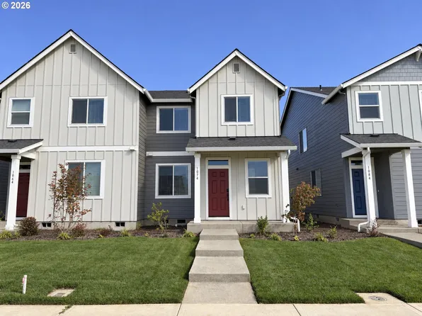 1074 Drake Ln, Woodburn, OR 97071