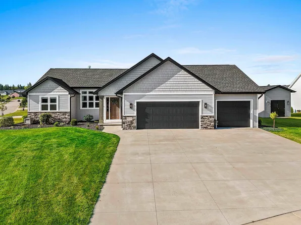 W6791 Design Dr, Greenville, WI 54942