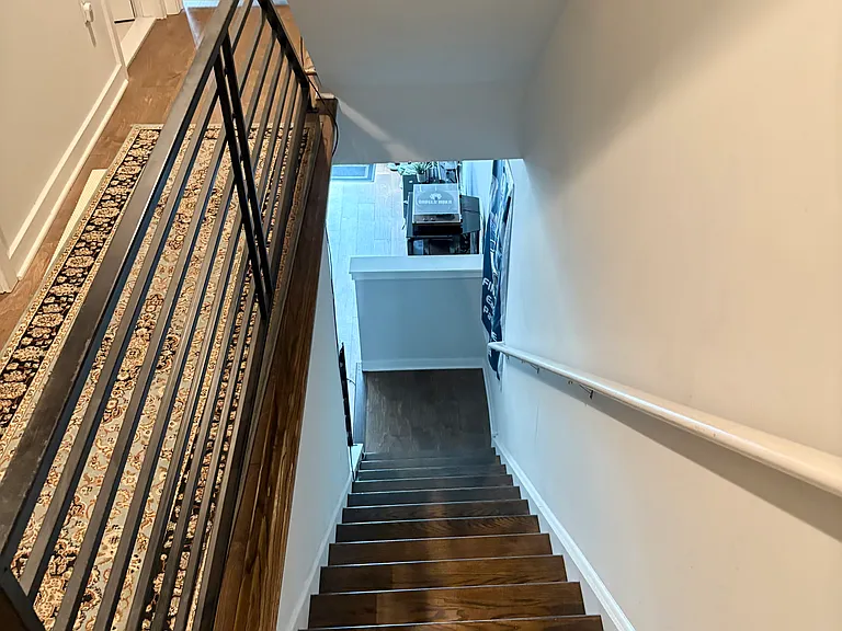 444 Kingsley St #444 — Photo 14