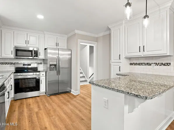 2214 Somerset Drive N, Wilson, NC 27893