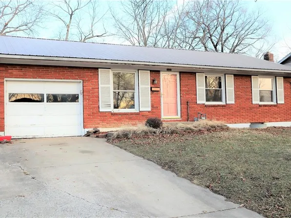 1601 S Main St, Harrisonville, MO 64701