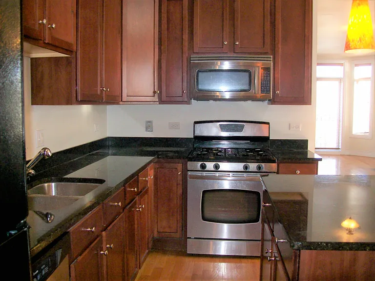 4222 S Indiana Ave #1 — Photo 6