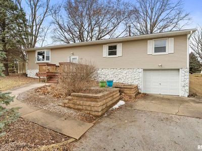 13260 65th Ave, Blue Grass, IA, 52726
