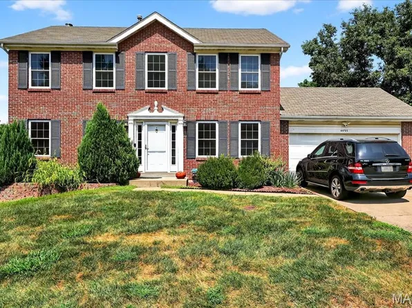 4435 Paddock Point Dr, Florissant, MO 63033