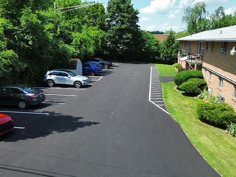 Dewitt View Apartments — Photo 23