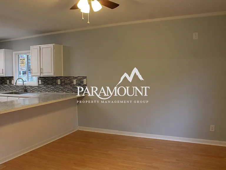 4441 Perry Ave NE — Photo 6