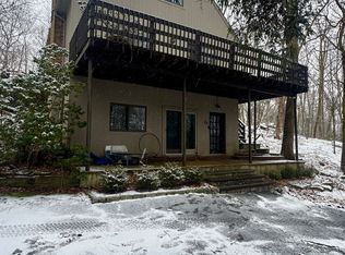 38 Ravenwood Drive, Weston, CT 06883