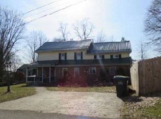 6 Monroe St, Whitney Pt, NY 13862