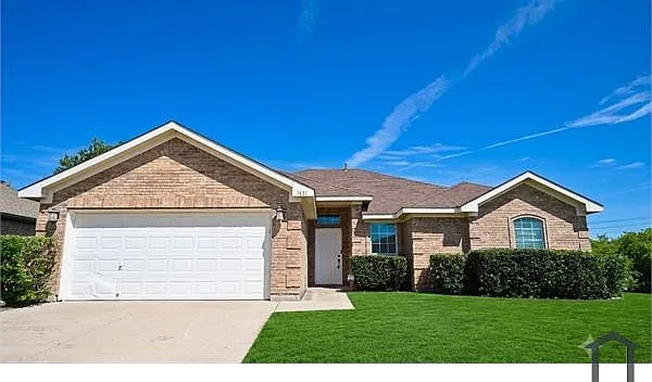1631 Mount Zion Dr — Photo 2