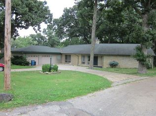 1312 Sinnissippi Park Rd, Sterling, IL 61081