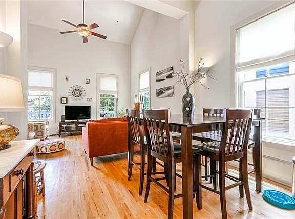 4th image of 840 Spain St #17