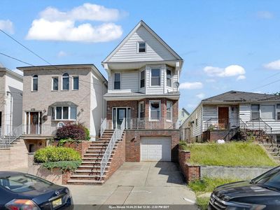 121 W 44th St, Bayonne, NJ, 07002