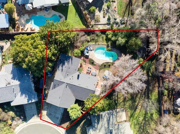 8304 Applewood Ct, Orangevale, CA 95662