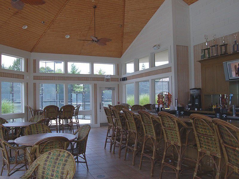 Pool Snack House_Membership Required