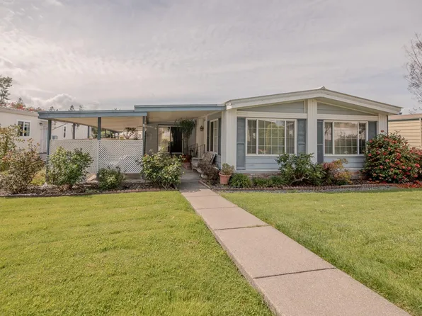 375 Circulo La Cruz, Rohnert Park, CA 94928