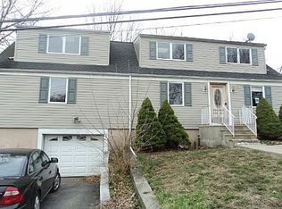 11 Mountain Rd, Rockaway, NJ 07866