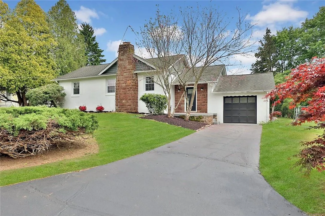 5 Deforest Avenue photo 1