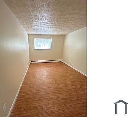 1st image of 895 Clinton Springs Ave APT 4