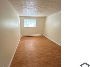 895 Clinton Springs Ave APT 4, Cincinnati, OH 45229