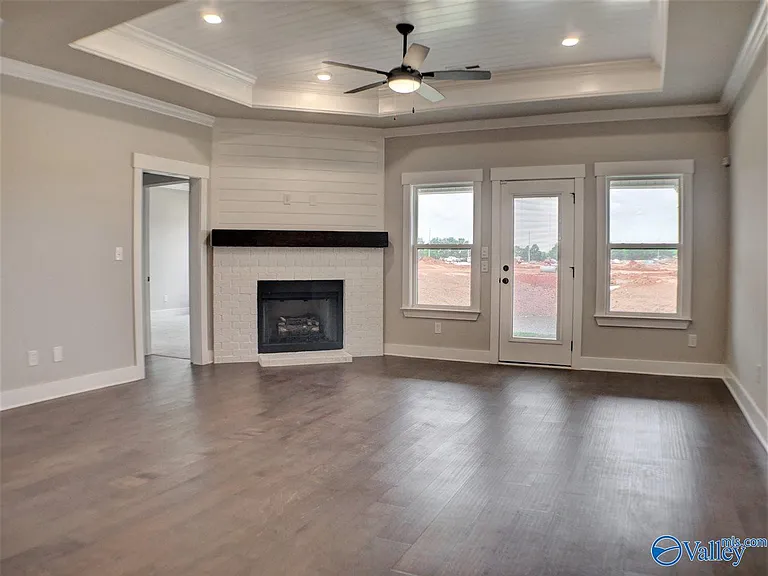 439 Ripple Lake Dr SW — Photo 6