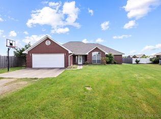 205 Summit Cir, Durant, OK 74701