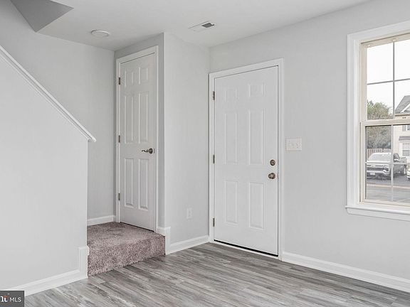 2nd image of 10503 Tidewater Plains Dr