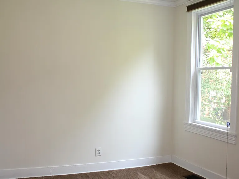 503 E Smith Ave — Photo 7