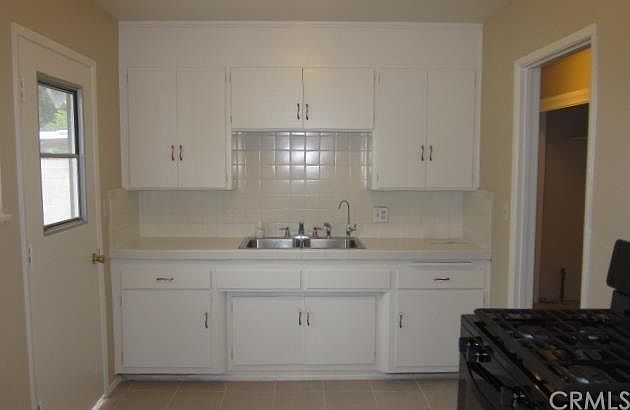 1st image of 1829 W Palm Dr