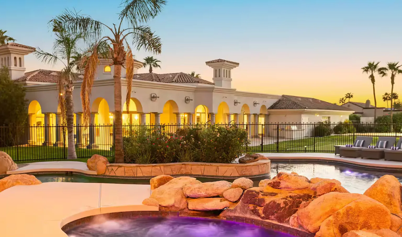 5 bed, 5.5 bath, 5775 sqft, $26,000 — Photo 3