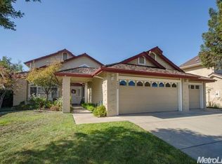 4909 Instrument Ct, Fair Oaks, CA 95628