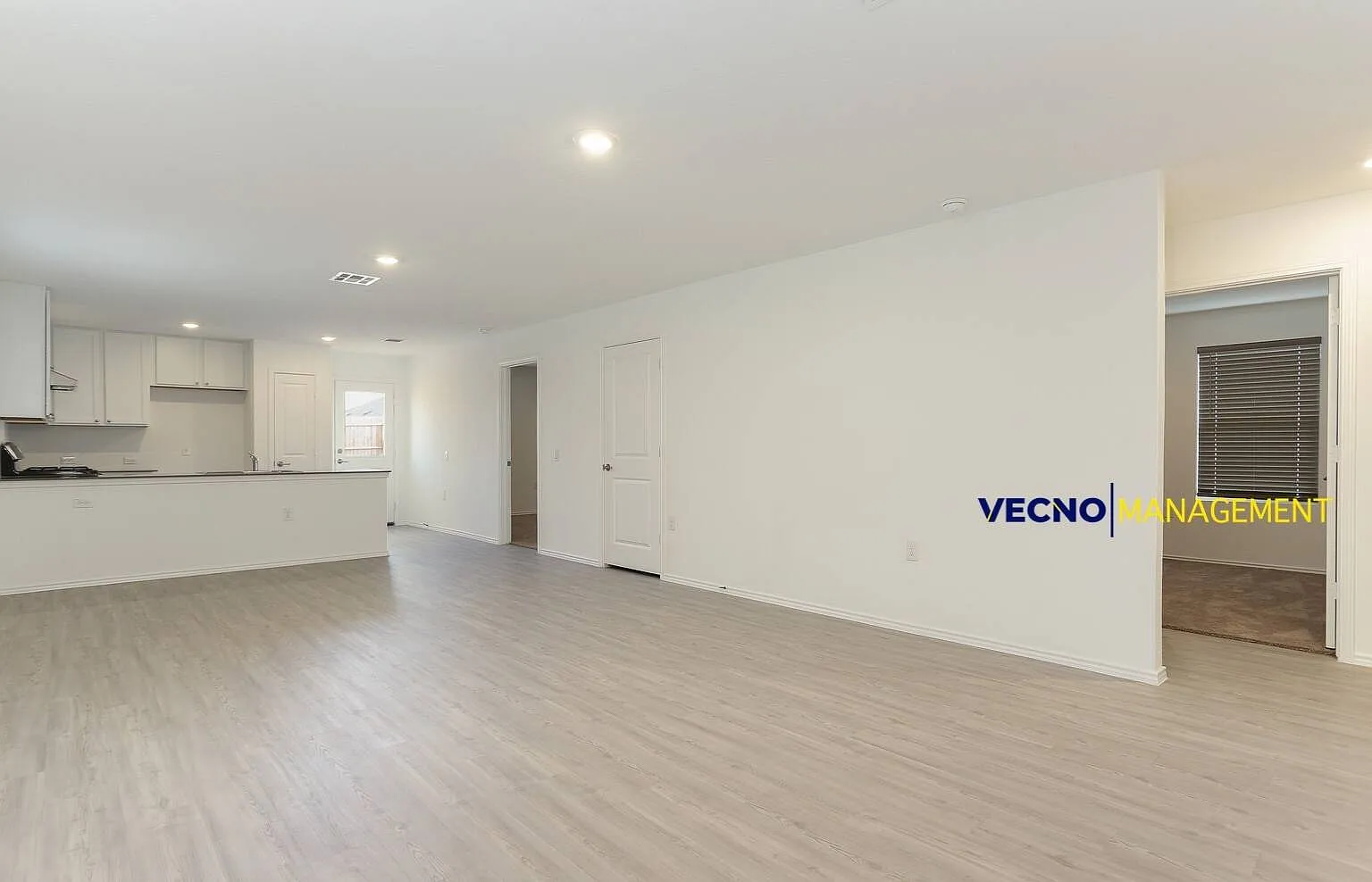 3 bed, 2.0 bath, 1266 sqft, $1,550 — Photo 4