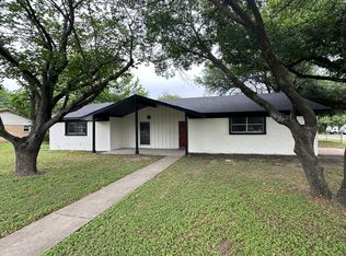 201 Topeka Dr, Woodway, TX 76712