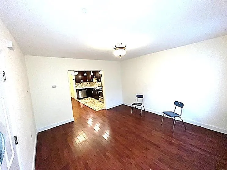 183 Webster Ave #1 — Photo 5