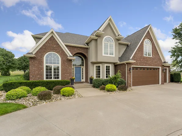 2603 Country Rdg, Muscatine, IA 52761