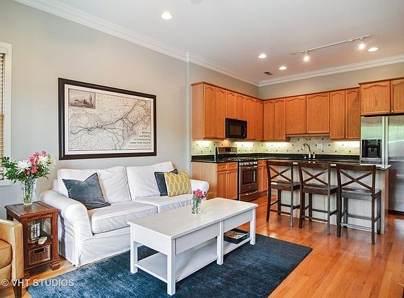 4th image of 2750 N Wolcott Ave APT 2N