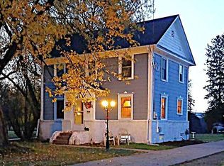 1504 E 39th St, Hibbing, MN 55746