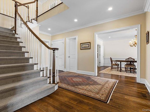 5th image of 12 OLD LYME Road