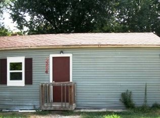 3224 N Howard Ave, Springfield, MO 65803