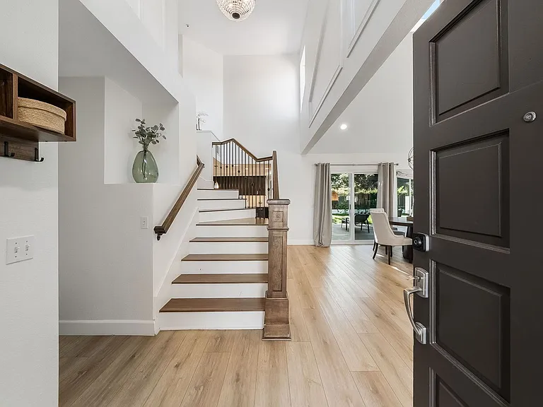 1205 Cerca — Photo 14
