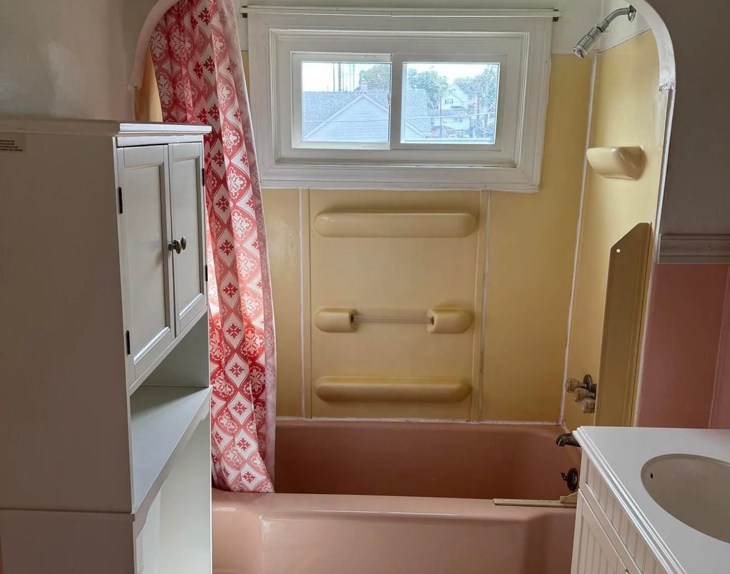 111 West Grove Street - 1 — Photo 3