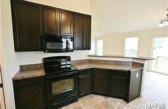 4th image of 1240 Sonoma Way