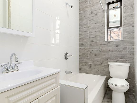 5th image of 2415 Newkirk Ave APT 2M