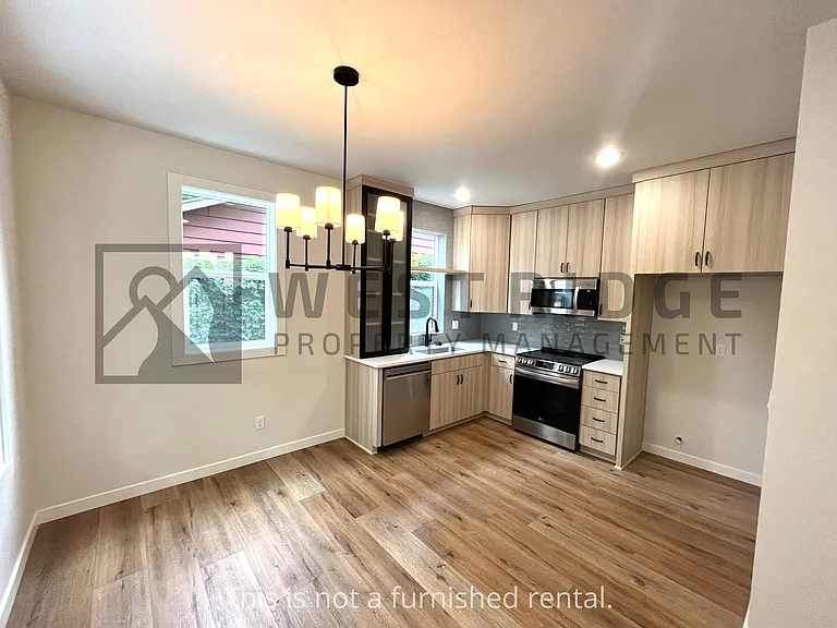 6125 SE 45th Ave — Photo 5