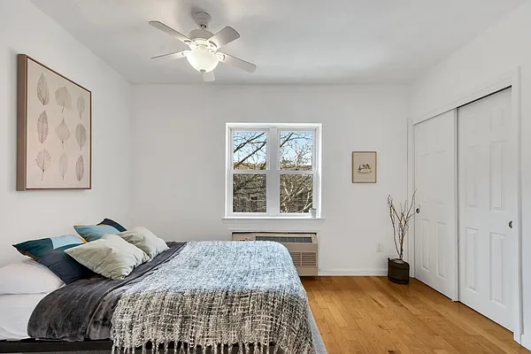 Rented by Corcoran | media 23