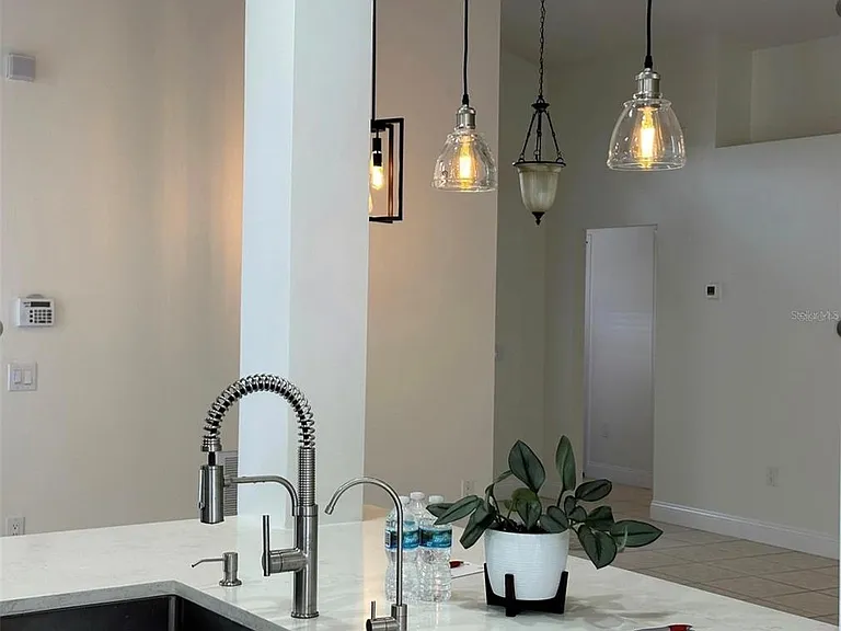 10707 Flycast Cir — Photo 9
