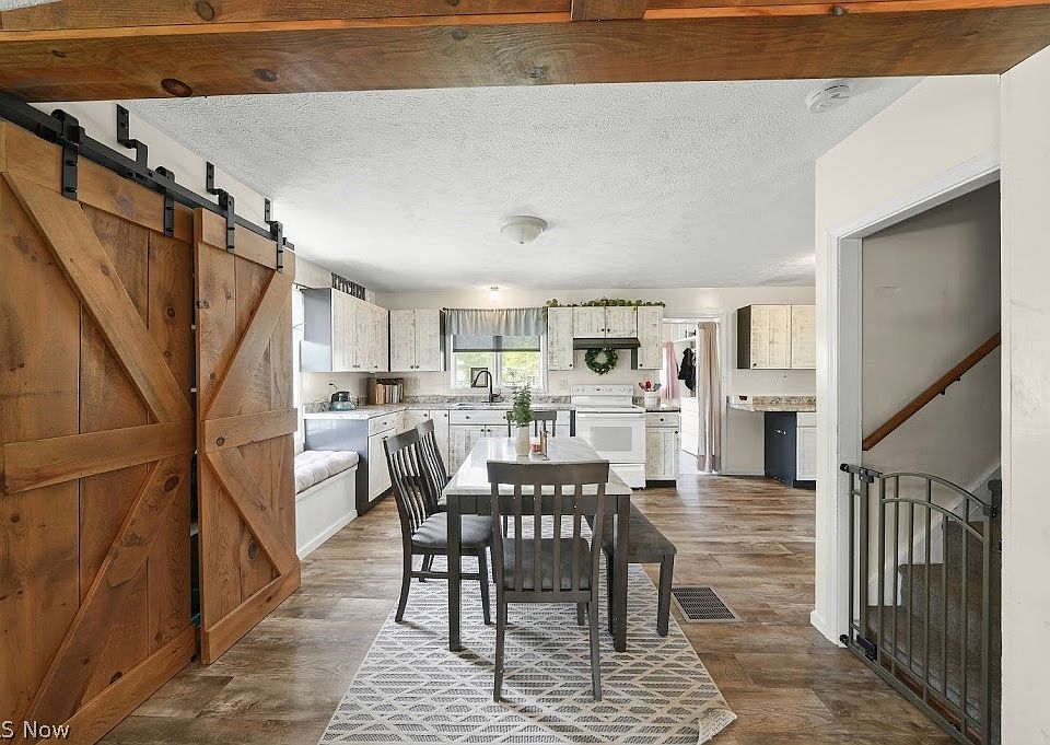 6175 Downs Rd NW, Warren, OH 44481 | MLS #5209246 | Zillow